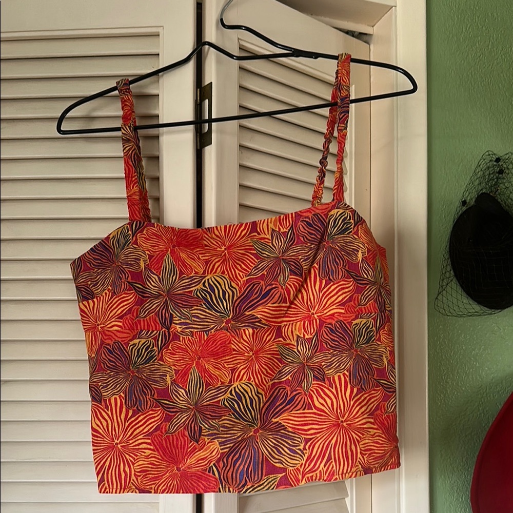 Floral Red and Orange Women's Top House of Harlow 1960